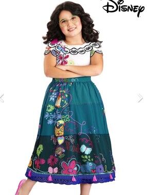 Encanto Mirabel Disney Halloween Costume size 8-10 like new